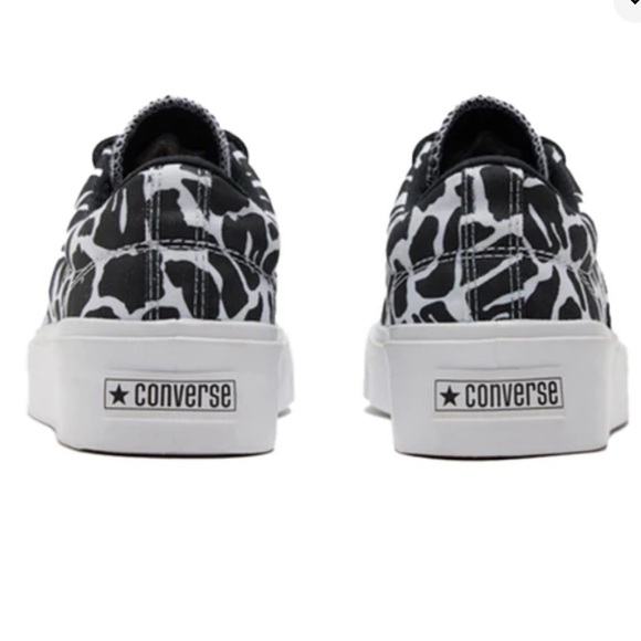 Black White  Low Top Converse - Picture 10 of 15